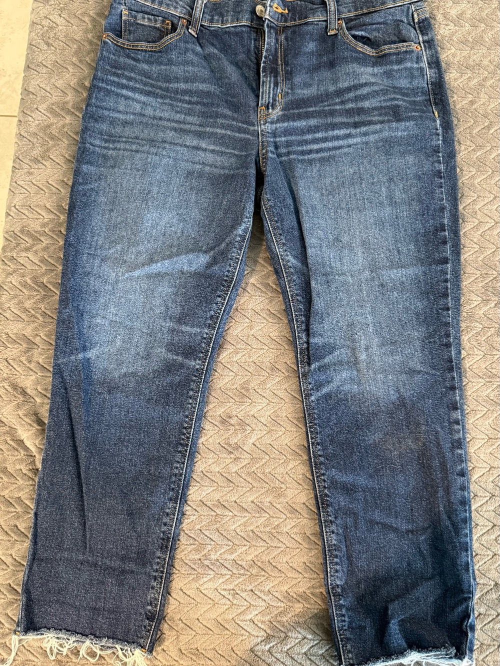 Old navy Women’s Dark Blue Straight-Leg Jeans size 12